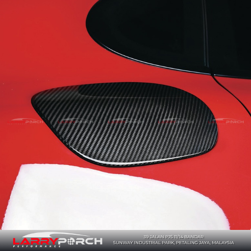 Carbon-Fiber-Fuel-tank-cover-plate-for-Porsche-Panamera-971