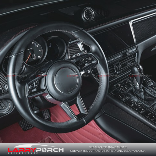 Carbon-interior-trim-Porsche-Macan