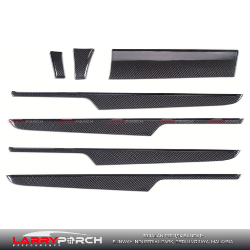 Carbon-interior-trim-Porsche-Macan